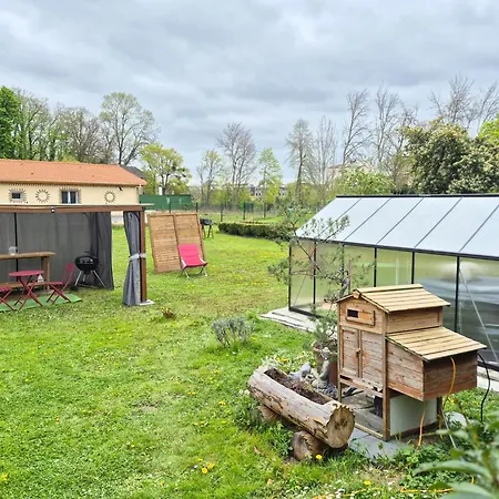 La Tiny De Lili